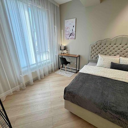 Rentnow Modern Business Apartment With 3 Bedrooms In Centre צ'יסינאו מראה חיצוני תמונה