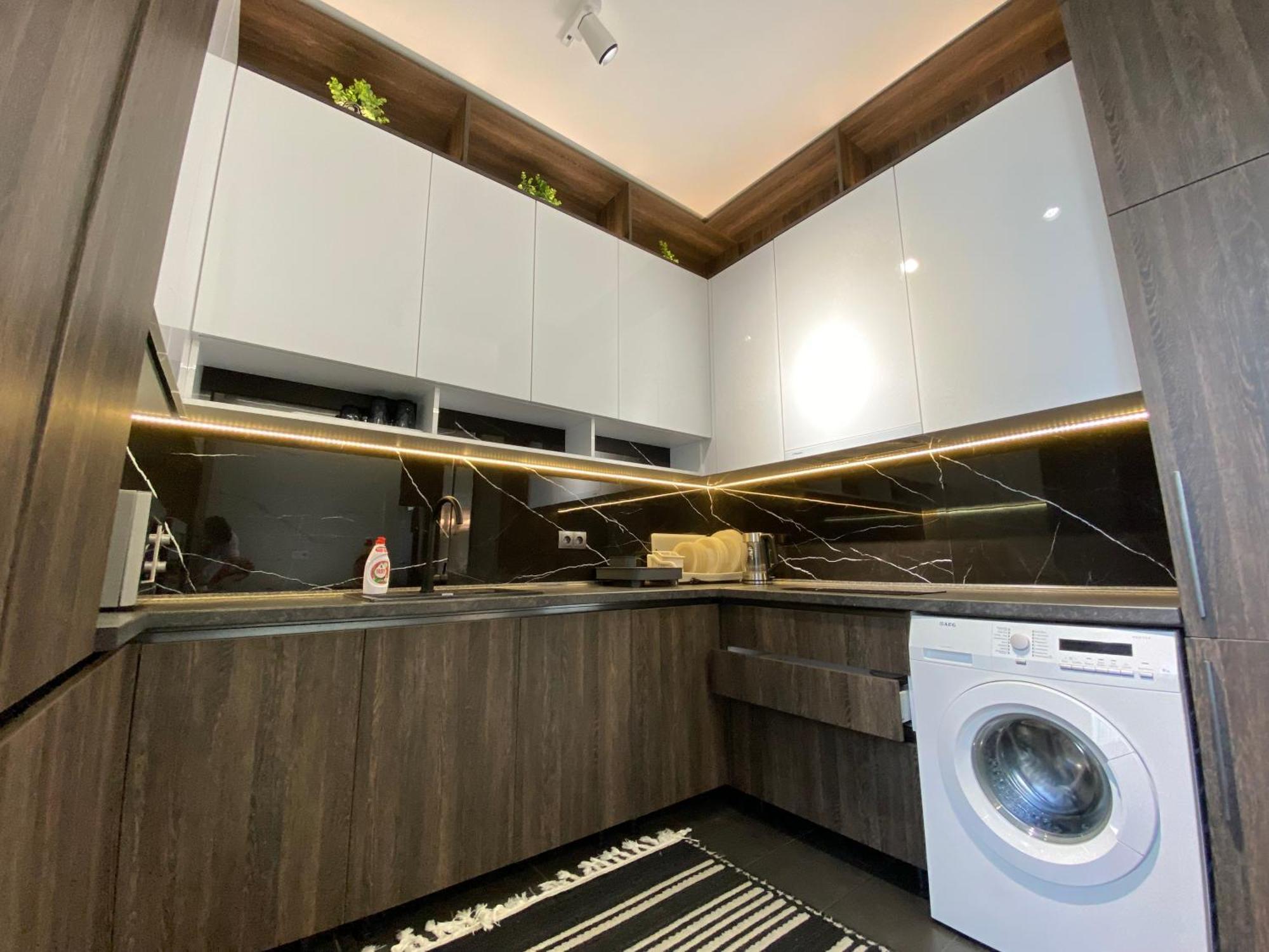 Rentnow Modern Business Apartment With 3 Bedrooms In Centre צ'יסינאו מראה חיצוני תמונה