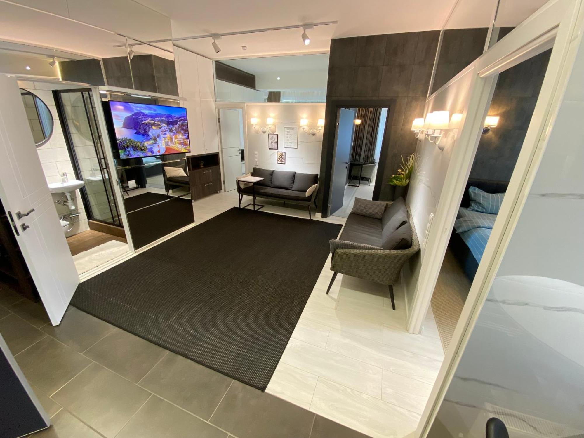 Rentnow Modern Business Apartment With 3 Bedrooms In Centre צ'יסינאו מראה חיצוני תמונה