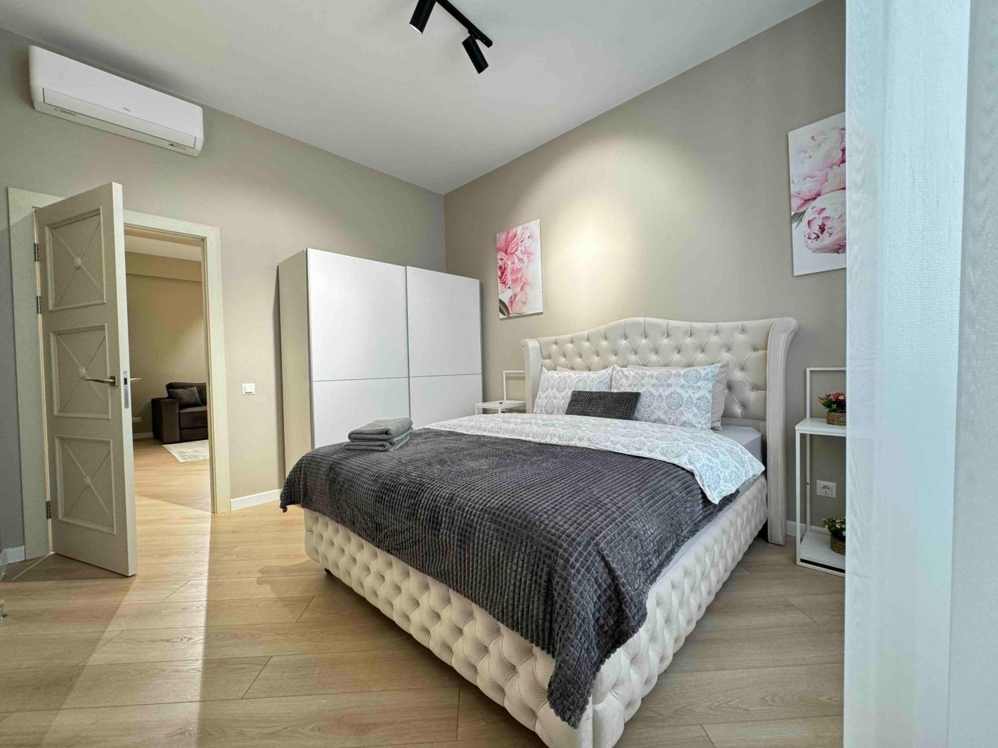 Rentnow Modern Business Apartment With 3 Bedrooms In Centre צ'יסינאו מראה חיצוני תמונה