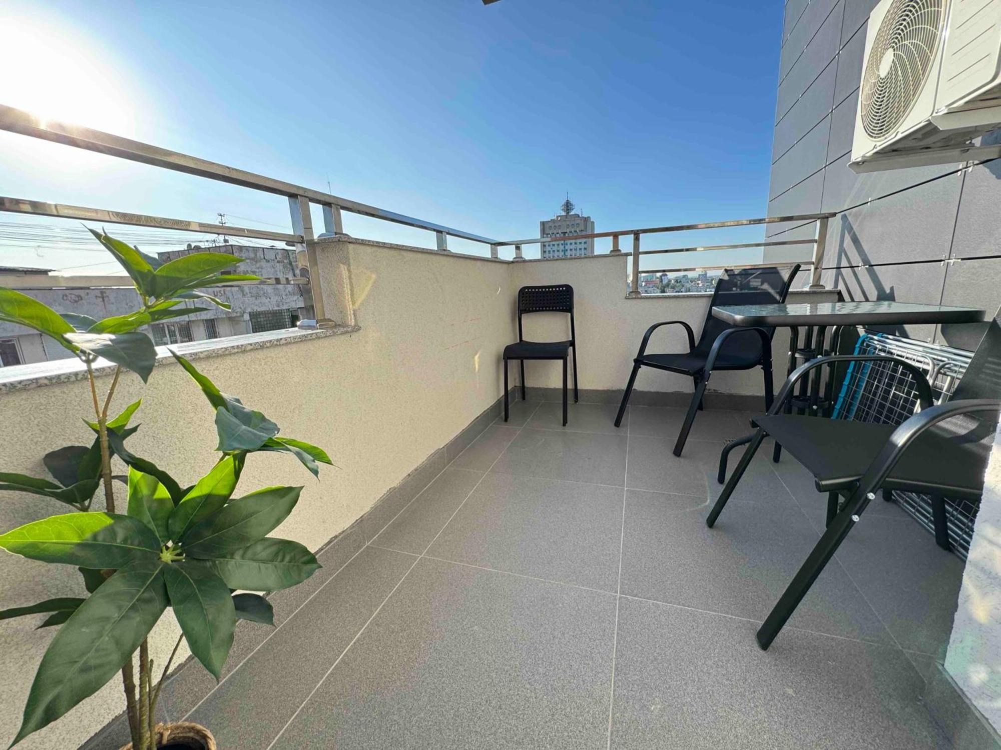Rentnow Modern Business Apartment With 3 Bedrooms In Centre צ'יסינאו מראה חיצוני תמונה