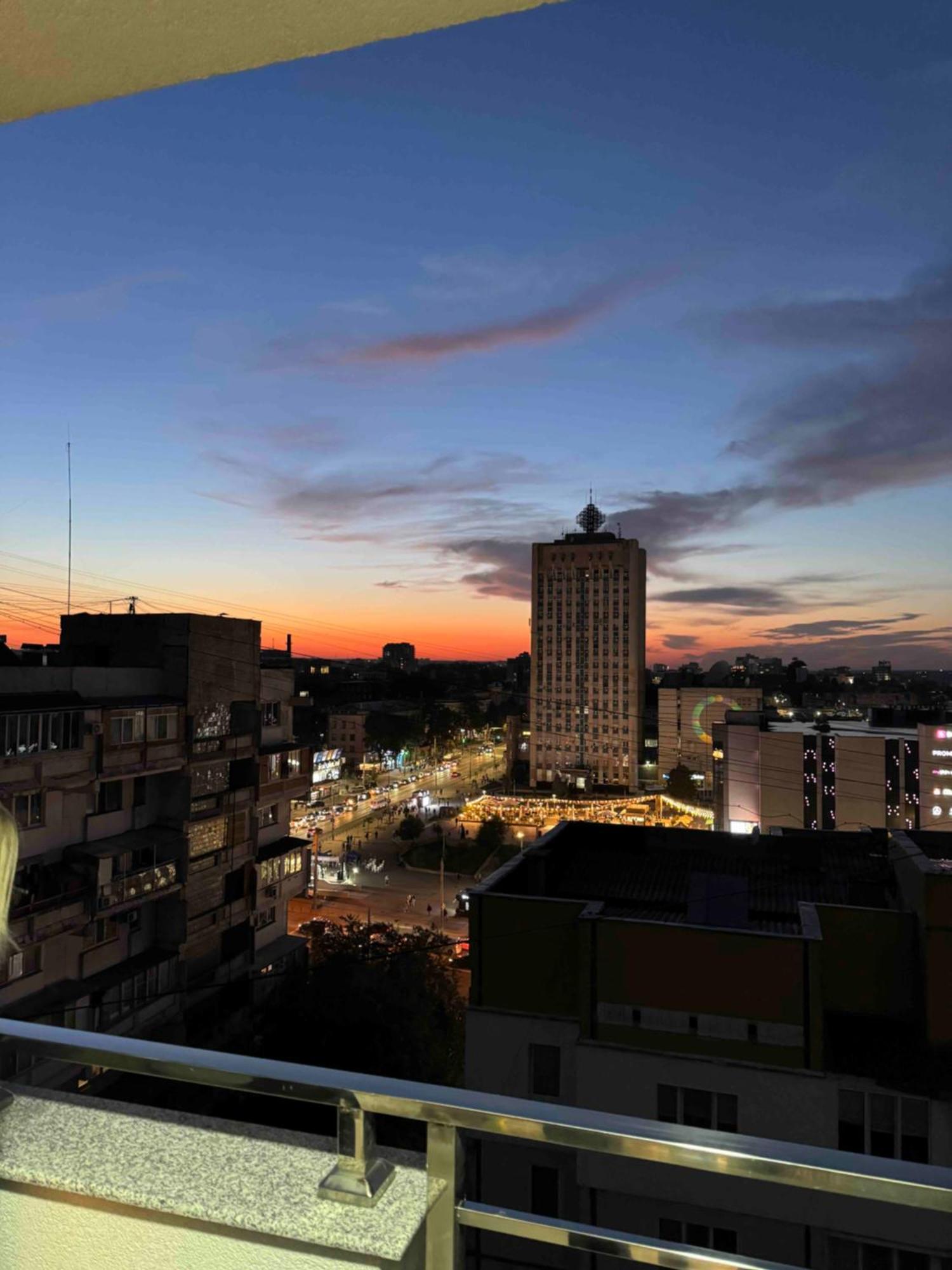 Rentnow Modern Business Apartment With 3 Bedrooms In Centre צ'יסינאו מראה חיצוני תמונה