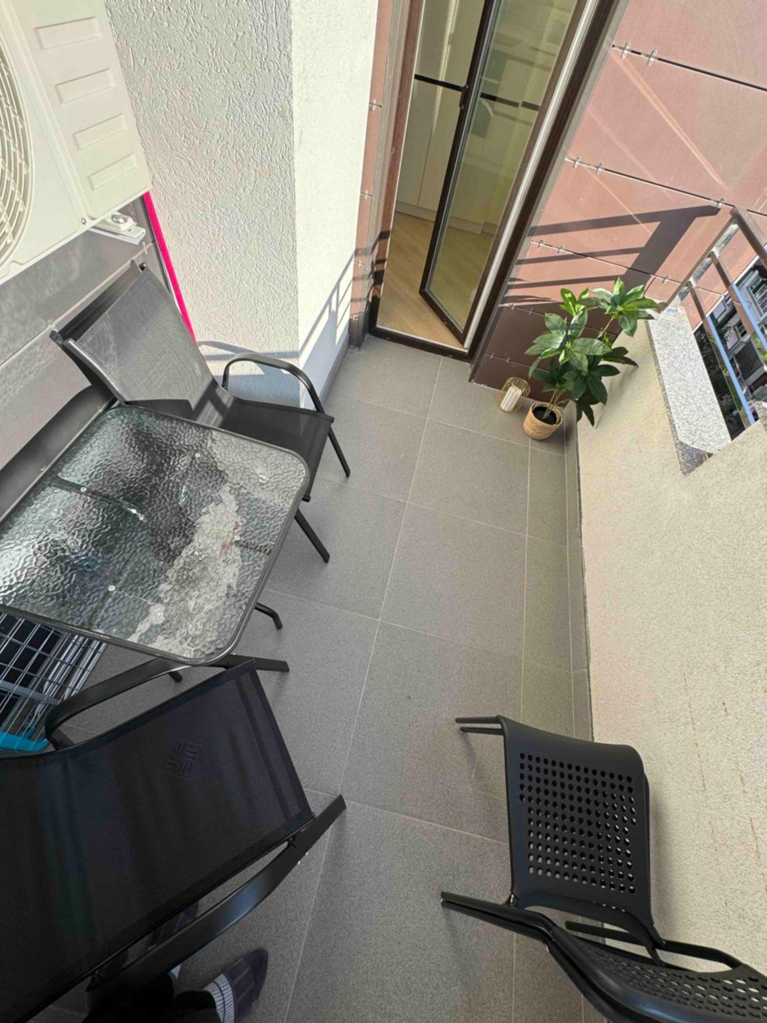 Rentnow Modern Business Apartment With 3 Bedrooms In Centre צ'יסינאו מראה חיצוני תמונה