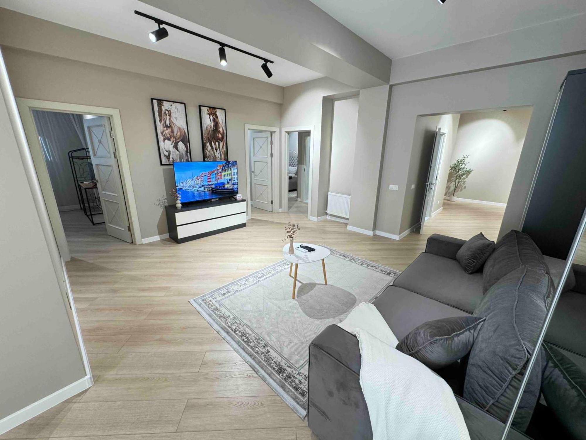 Rentnow Modern Business Apartment With 3 Bedrooms In Centre צ'יסינאו מראה חיצוני תמונה